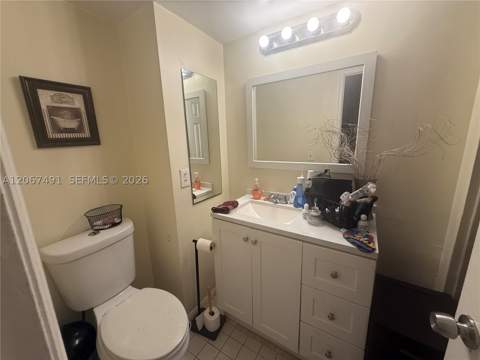 422 NE 210th Cir Ter 105-1, Miami FL - photo 11 of 13