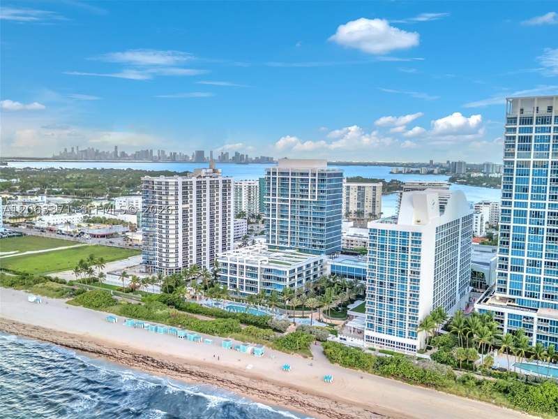 2 bedroom Condominium at 6799 Collins Ave 512, South Carillon Beach Cond, Miami Beach — photo 4