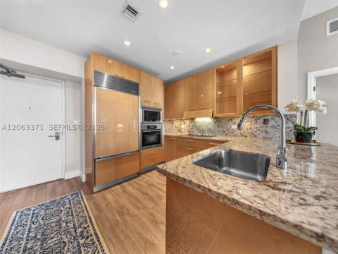 6799 Collins Ave 512, Miami Beach FL - photo 7 of 45