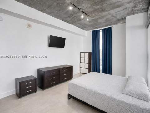 234 NE 3rd St 1007, Miami FL - photo 10 of 33