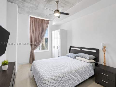 234 NE 3rd St 1007, Miami FL - photo 12 of 33