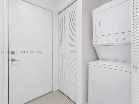 234 NE 3rd St 1007, Miami FL - photo 14 of 33