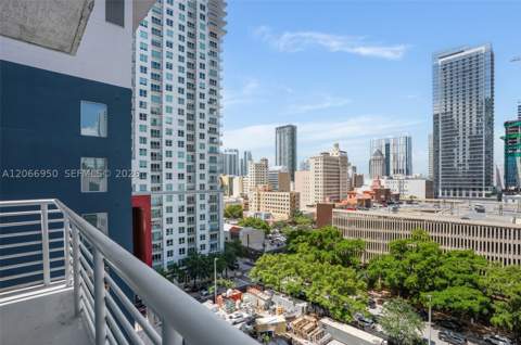 234 NE 3rd St 1007, Miami FL - photo 16 of 33