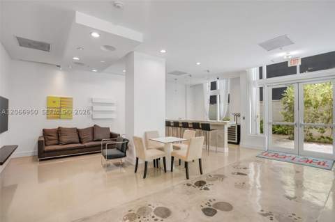 234 NE 3rd St 1007, Miami FL - photo 24 of 33
