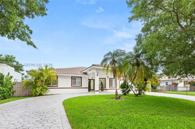4 bedroom SingleFamilyResidence at 9840 NW 28th Ter, Vanderbilt Park Amd Pl, Doral — photo 1