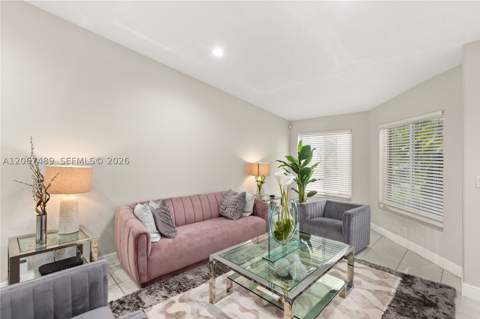 9840 NW 28th Ter, Doral FL - photo 11 of 39