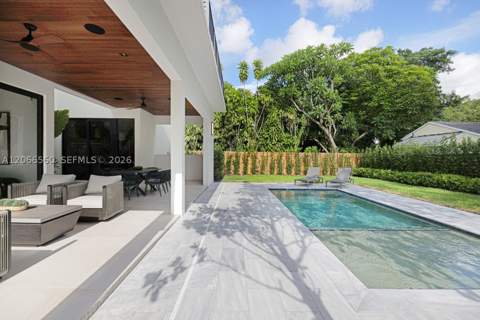 685 NE 81st St, Miami FL - photo 6 of 49