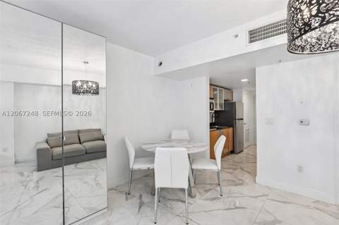 1750 N Bayshore Dr 3207, Miami FL - photo 10 of 32