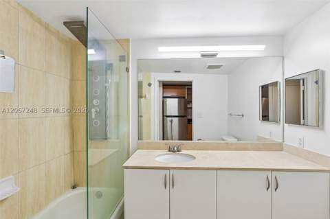 1750 N Bayshore Dr 3207, Miami FL - photo 19 of 32