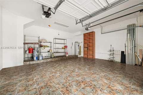 8666 NW 109th Ct 8666, Doral FL - photo 8 of 19