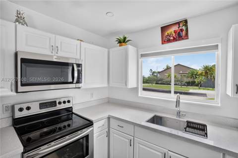 12219 SW 198th Ter, Miami FL - photo 8 of 33