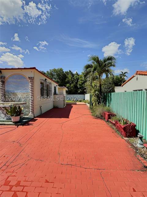 1885 SW 21st Ter, Miami FL - photo 24 of 36