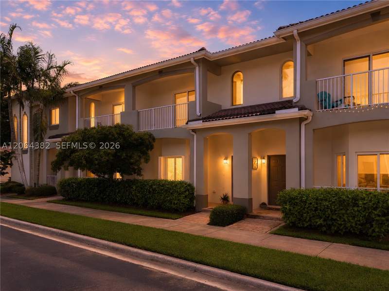 2 bedroom Townhouse at 1940 SE 24th Ave, Towngate North, Homestead — photo 2