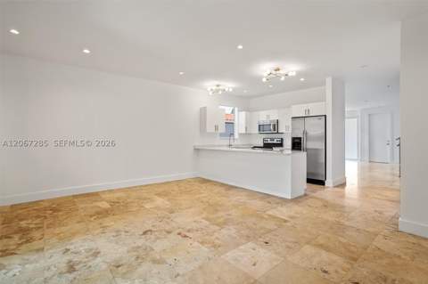 2784 SW 34th Ave, Miami FL - photo 11 of 49