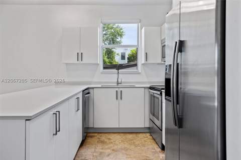 2784 SW 34th Ave, Miami FL - photo 15 of 49