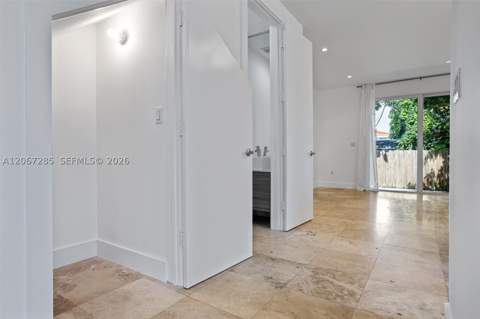 2784 SW 34th Ave, Miami FL - photo 22 of 49