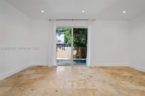 2784 SW 34th Ave, Miami FL - photo 8 of 49