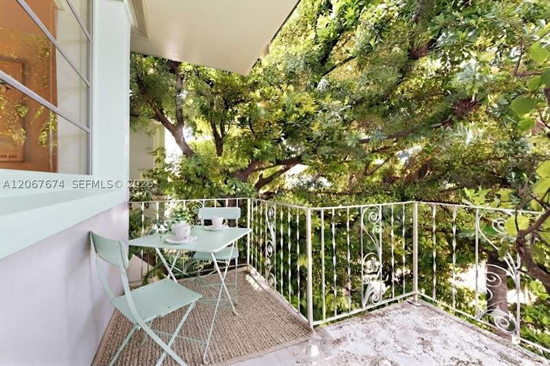 1 bedroom Condominium at 945 10th St 3, Villa Lucca South Condo, Miami Beach — photo 2