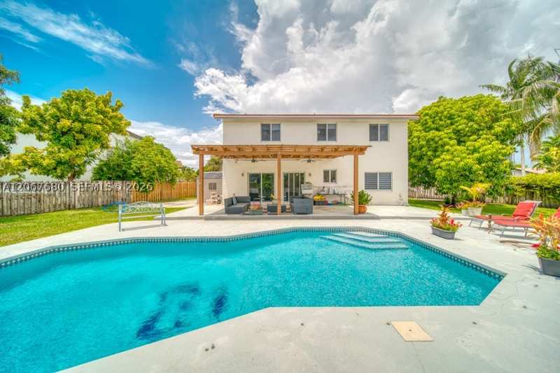 4 bedroom SingleFamilyResidence at 8611 SW 207th Ter, Centennial Sec 3, Cutler Bay — photo 1
