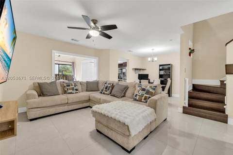 8140 SW 209th St, Cutler Bay FL - photo 16 of 38