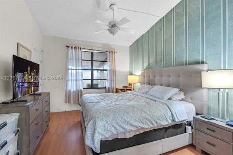 6760 NW 186th Ter, Hialeah FL - photo 14 of 34
