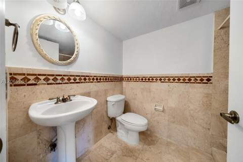 9405 Fontainebleau Blvd 112, Miami FL - photo 18 of 44