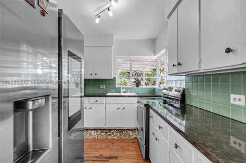 21 SW 59th Ave, Miami FL - photo 10 of 35
