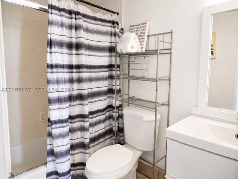 2841 NE 163rd St 608, North Miami Beach FL - photo 13 of 30