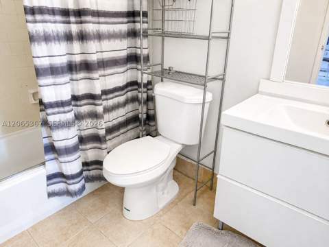 2841 NE 163rd St 608, North Miami Beach FL - photo 14 of 30