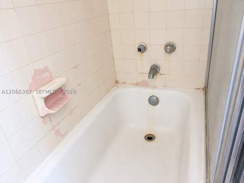 2841 NE 163rd St 608, North Miami Beach FL - photo 16 of 30