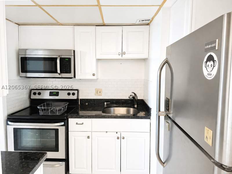 1 bedroom Condominium at 2841 NE 163rd St 608, Stratford House Condo, North Miami Beach — photo 5