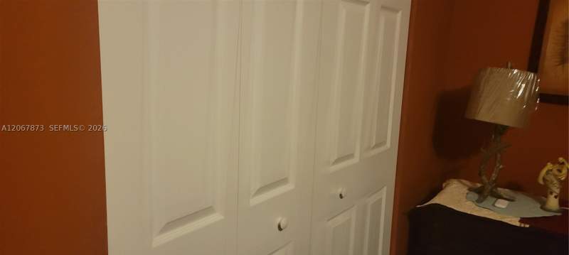 2 bedroom Townhouse at 1743 NE 141st St, Executive Manors, North Miami — photo 5