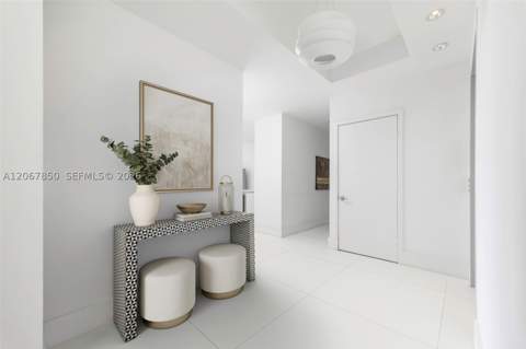801 S Pointe Dr 301, Miami Beach FL - photo 10 of 31