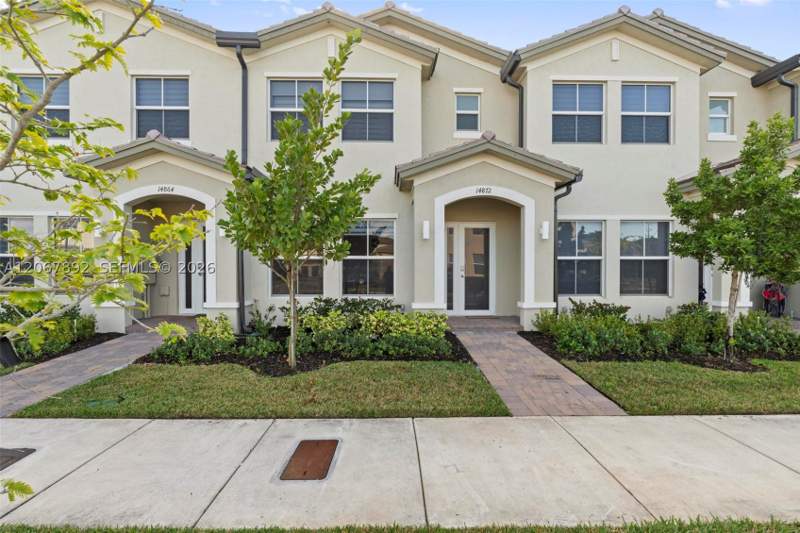 3 bedroom Villa at 14872 SW 265th St, Down South, Homestead — photo 2