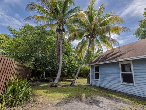 520 NE 129th St, North Miami FL - photo 21 of 23