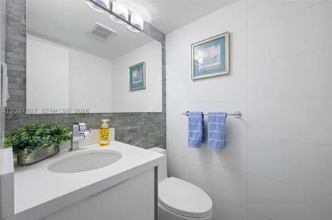 10275 Collins Ave 722, Bal Harbour FL - photo 15 of 26