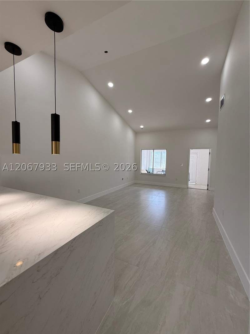 2 bedroom Villa at 8397 SW 147th Pl, Barclay Estates 1st Addn, Miami — photo 3