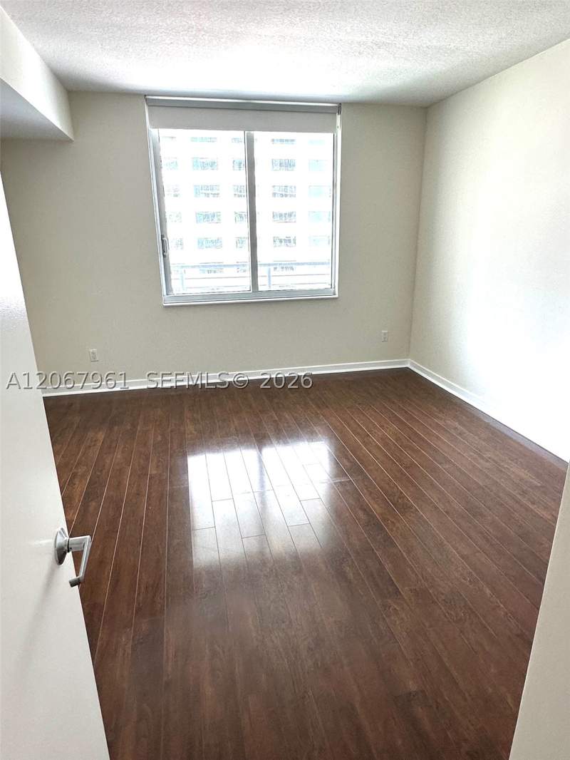 1 bedroom Condominium at 335 S Biscayne Blvd 1802, One Miami East Condo, Miami — photo 5