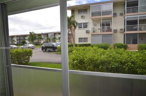 17050 NE 14th Ave 115, Miami FL - photo 17 of 26