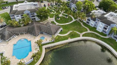8660 SW 212th St 306, Cutler Bay FL - photo 10 of 47