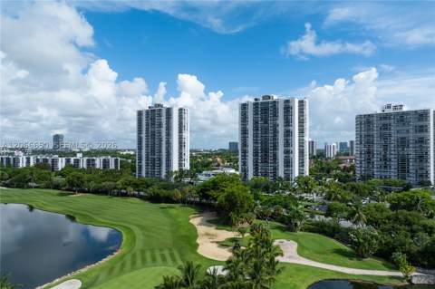 3675 N Country Club Dr 401, Aventura FL - photo 6 of 39
