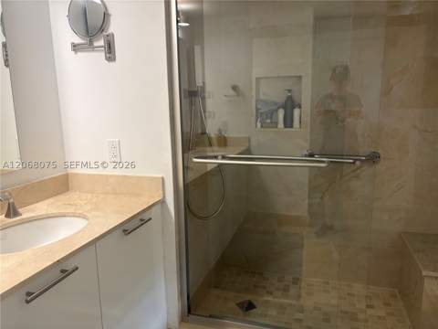 1800 N Bayshore Dr 3007, Miami FL - photo 11 of 31