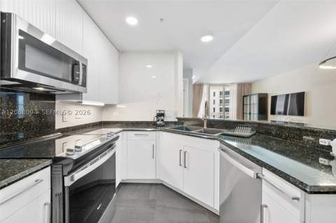 801 Brickell Key Blvd 1805, Miami FL - photo 10 of 19