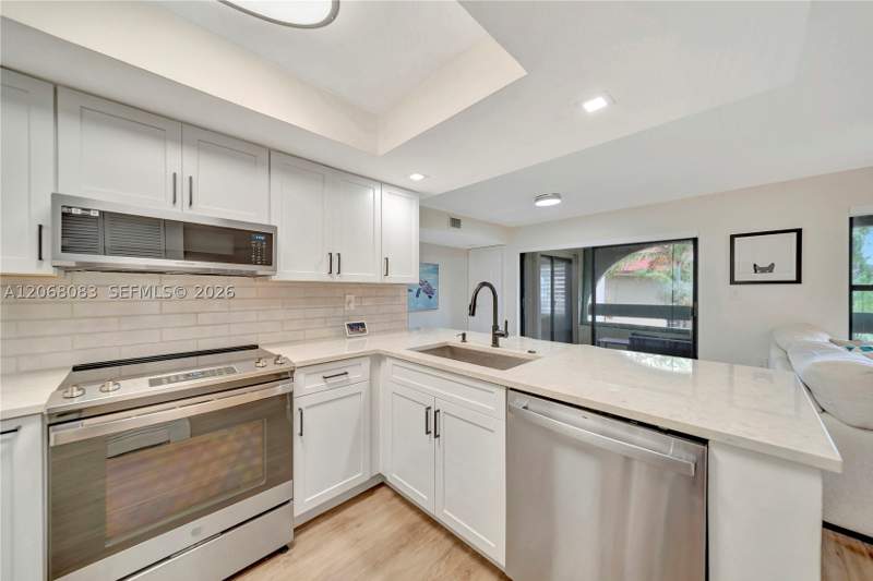 2 bedroom Condominium at 12455 SW 93rd Ter 403T, Kenland Pointe Condo III, Miami — photo 2