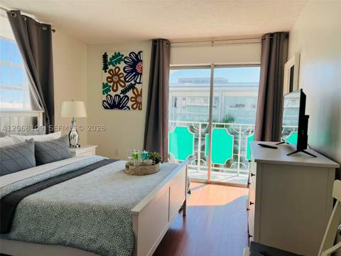1732 Meridian Ave 701, Miami Beach FL - photo 16 of 38
