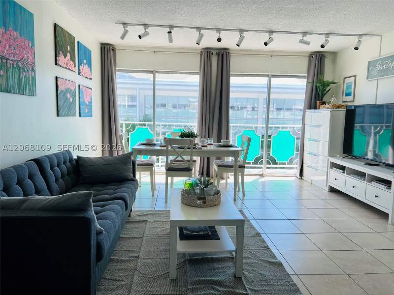 1 bedroom Condominium at 1732 Meridian Ave 701, The Meridian Condo, Miami Beach — photo 2