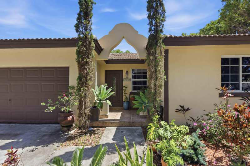 3 bedroom SingleFamilyResidence at 20233 SW 85th Court, Century Star Sub, Cutler Bay — photo 1