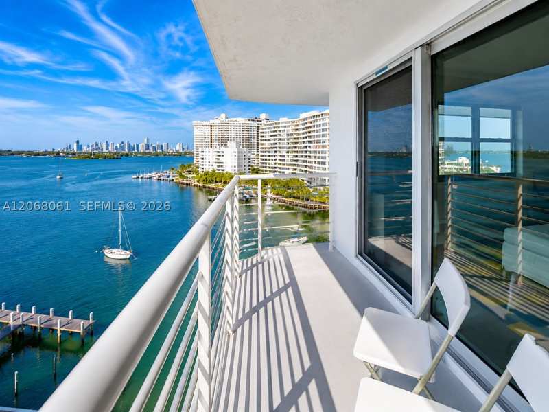 1 bedroom Condominium at 1450 Lincoln Rd 1010, Lincoln Bay Towers Condo, Miami Beach — photo 1