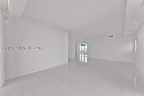 520 West Ave 2101, Miami Beach FL - photo 10 of 37