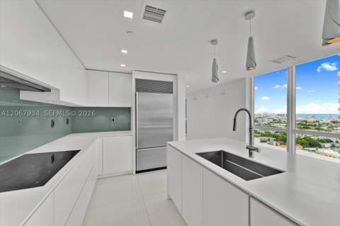 520 West Ave 2101, Miami Beach FL - photo 17 of 37
